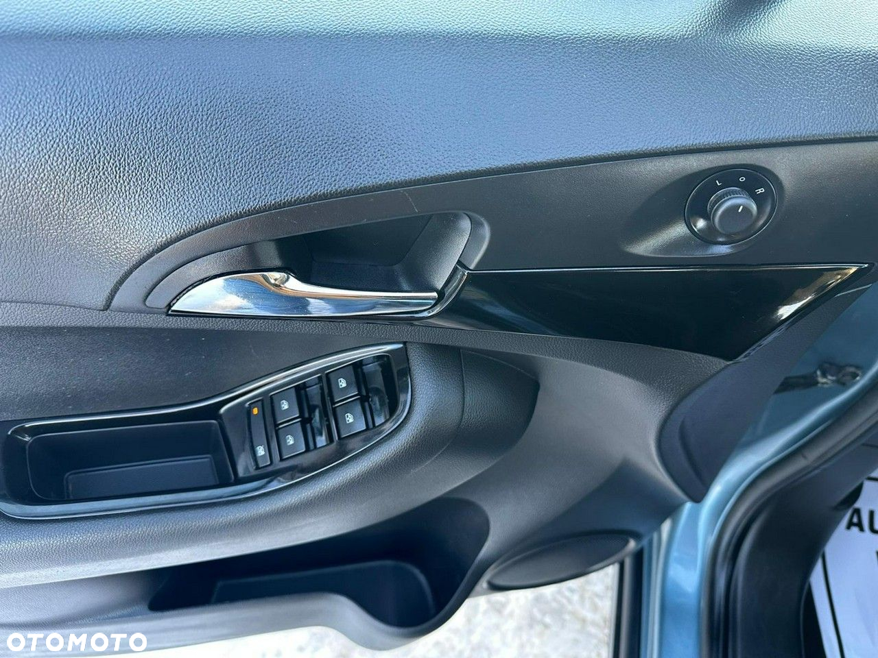 Chevrolet Orlando - 16