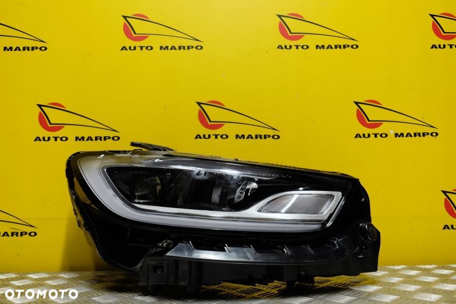 CHRYSLER PACIFICA 2021- REFLEKTOR LAMPA LED R USA - 2