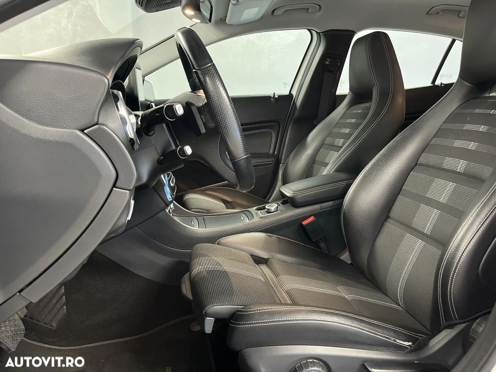 Mercedes-Benz GLA 200 d 7G-DCT - 11