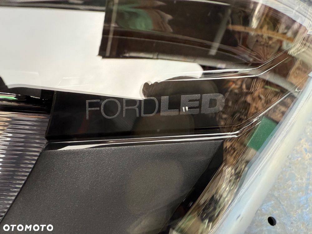 Lampa przednia FORD FIESTA MK8 LIFT FULL LED PRAWA EUROPA ORYGINALNA - 4
