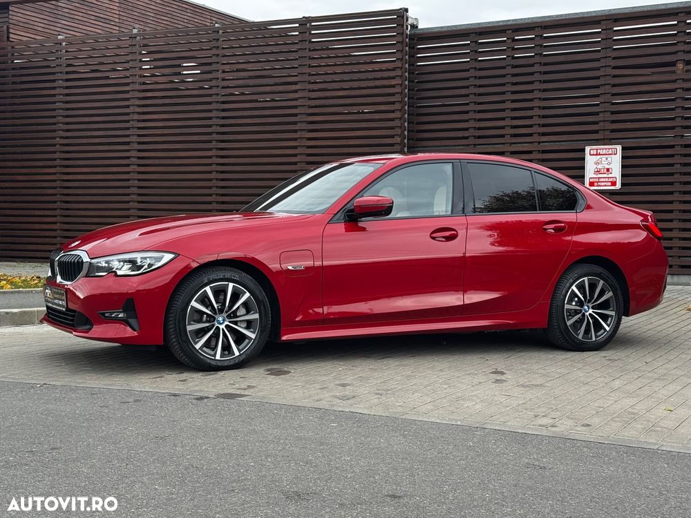 BMW Seria 3 330e xDrive Aut. Luxury Line - 6