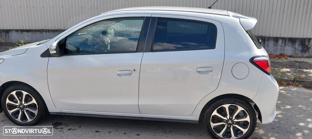 Mitsubishi Space Star 1.2 Intense Connect Edition - 2