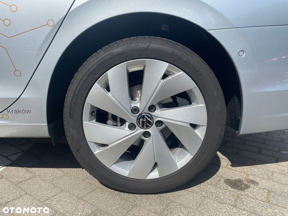 Volkswagen Golf Variant - 28