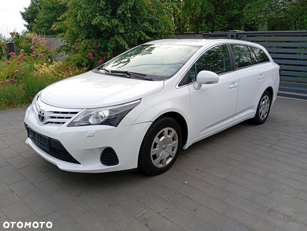 Toyota Avensis - 26