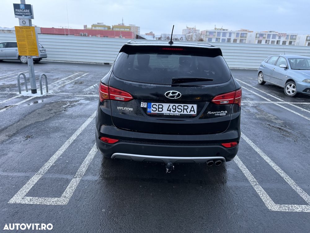 Hyundai Santa Fe Grand 2.2 CRDI 4WD Automatik Style - 4