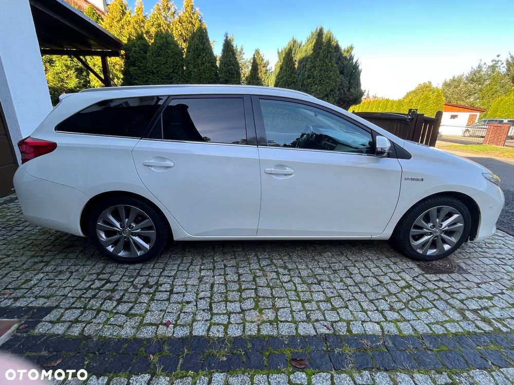 Toyota Auris 1.8 HSD Luna - 9