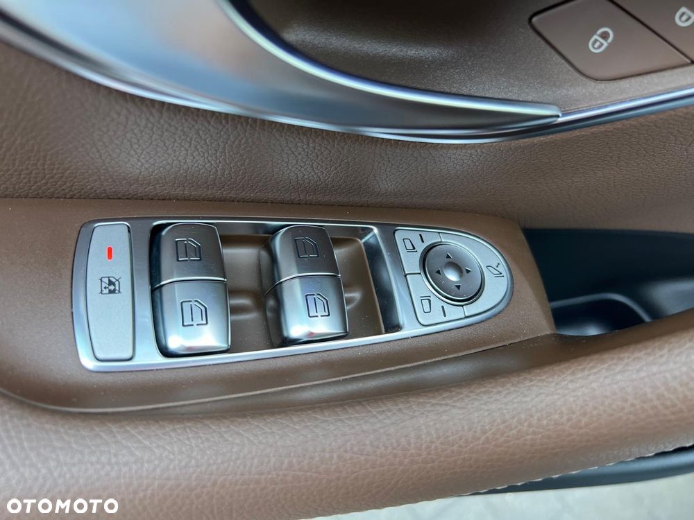 Mercedes-Benz Klasa E 400 d 4Matic T All-Terrain 9G-TRONIC Exclusive - 22