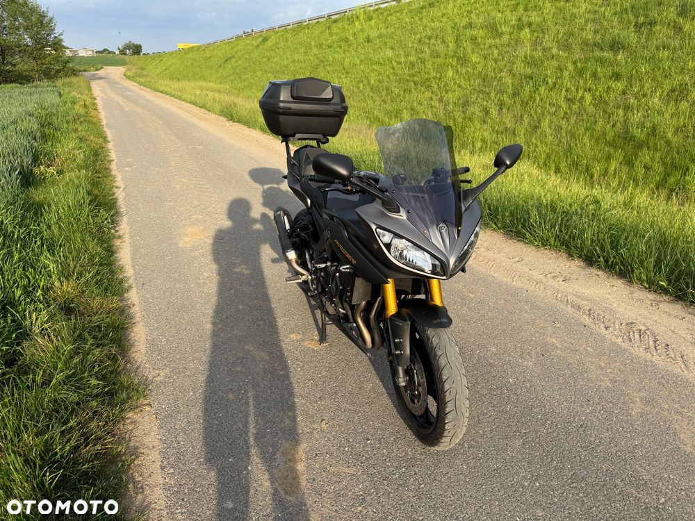 Yamaha FZ8 - 8