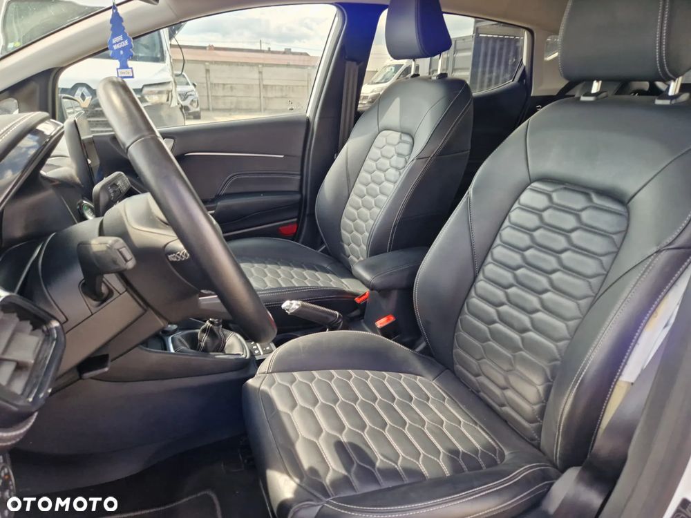 Ford Fiesta 1.0 EcoBoost Hybrid S&S TITANIUM VIGNALE - 10
