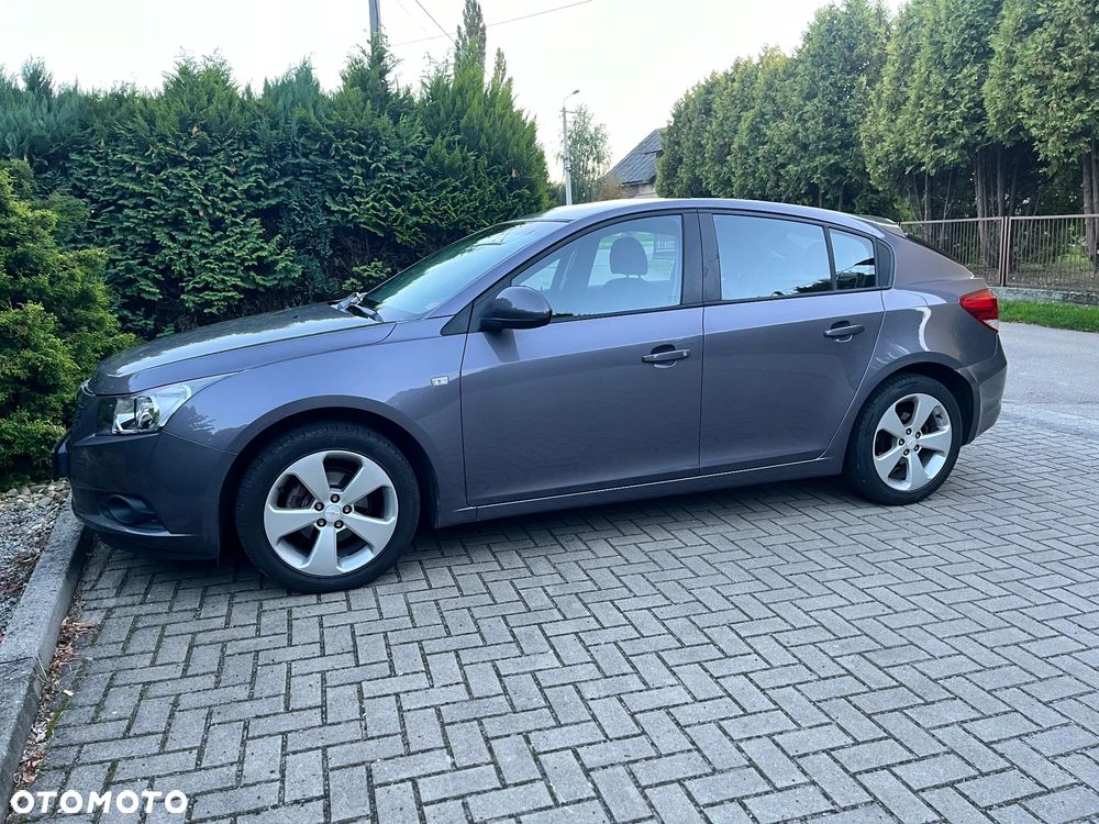Chevrolet Cruze 1.8 LT+ - 2