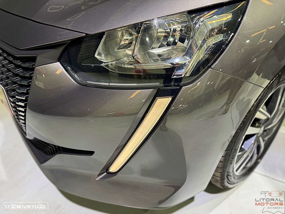 Peugeot 208 1.2 PureTech SE Style - 5