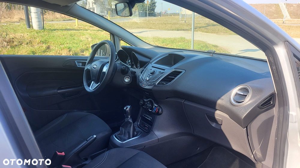 Ford Fiesta 1.25 Champions Edition - 3