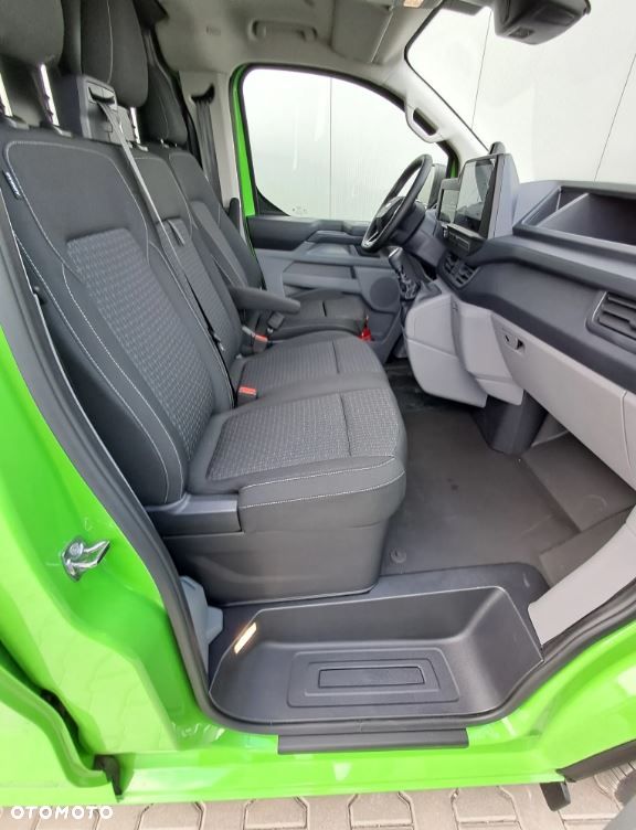 Ford Transit Custom - 13