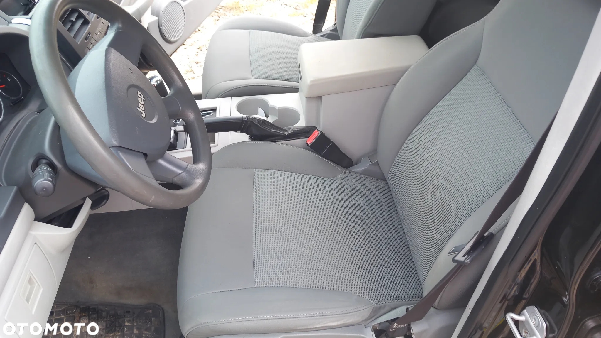 Jeep Liberty 3.7 4x4 - 20