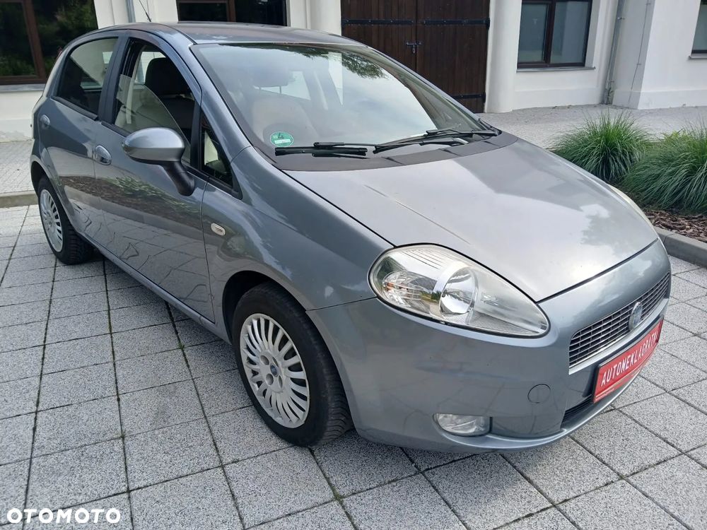 Fiat Grande Punto - 21