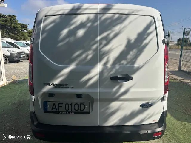 Ford TRANSIT CONNECT 3 LUG. - 6