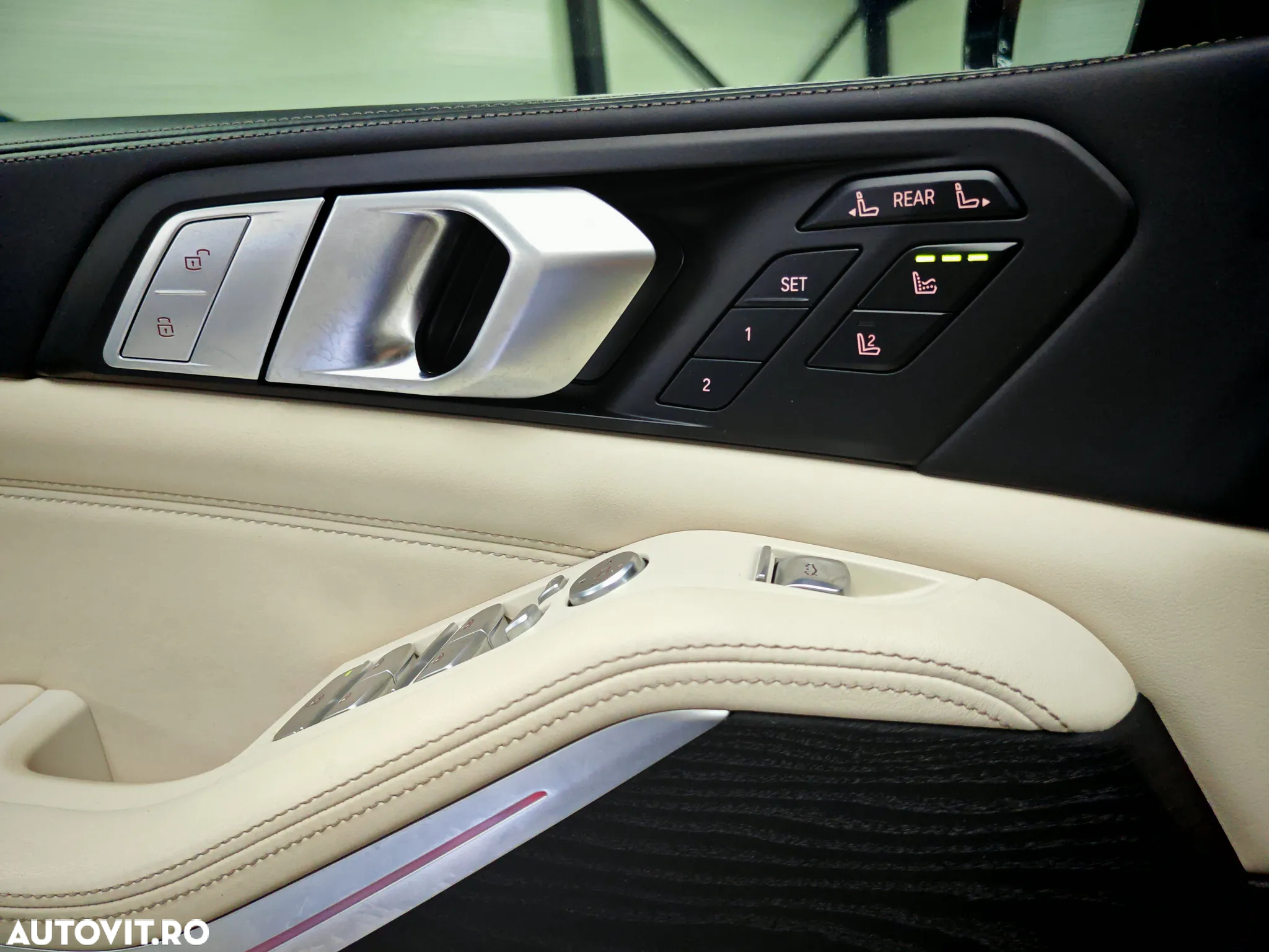 BMW X7 xDrive40i - 18