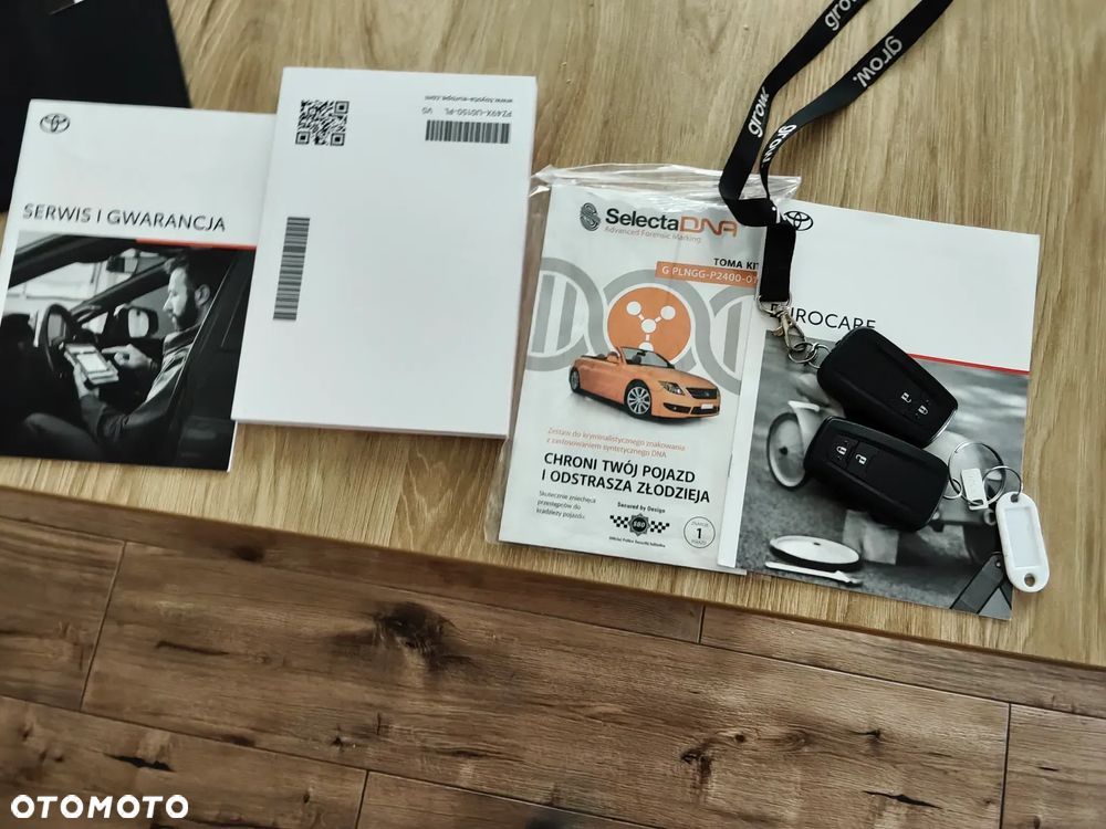 Toyota Corolla 1.8 Hybrid Comfort - 23