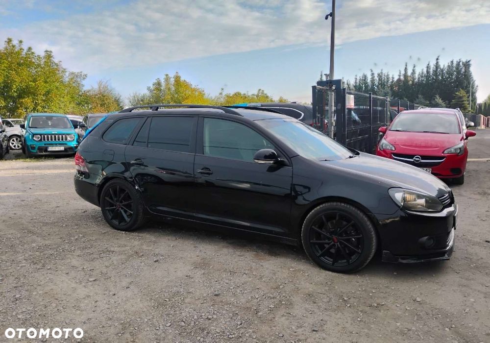 Volkswagen Golf - 24