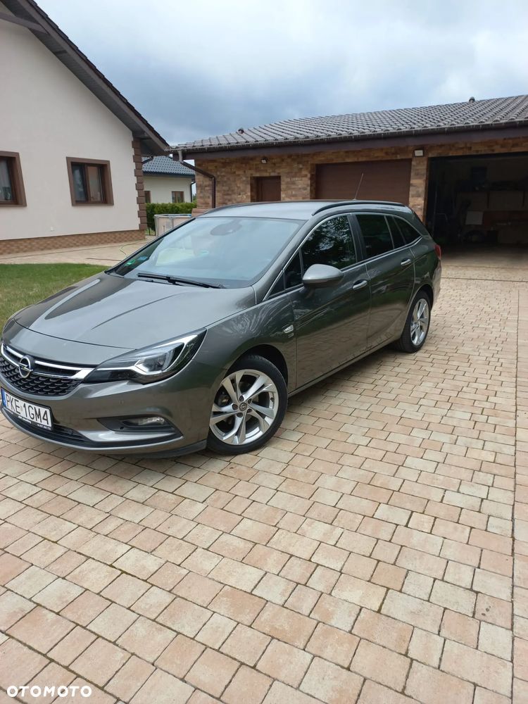 Opel Astra 1.4 Turbo 120 Jahre - 1