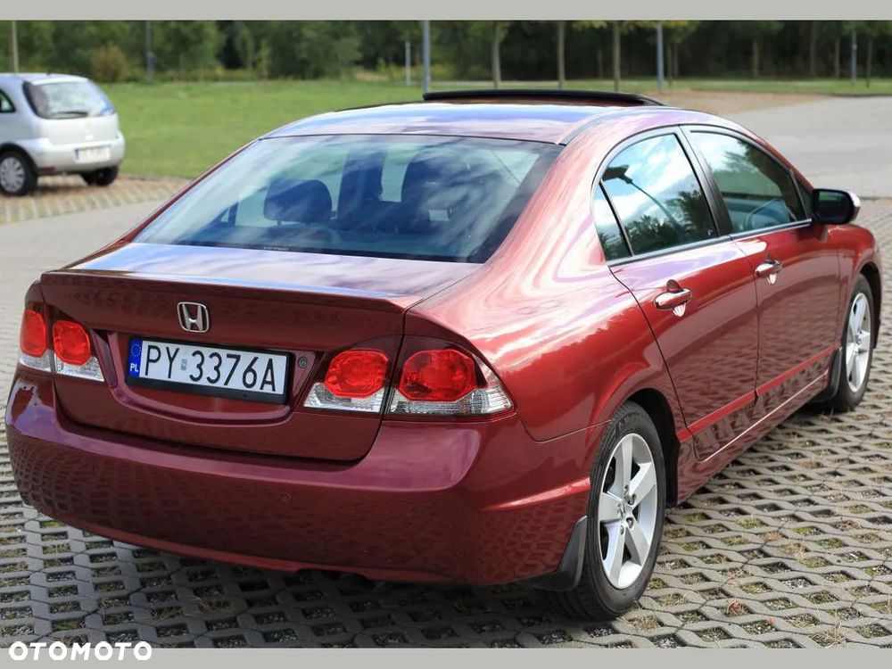Honda Civic 1.8 Executive - 2