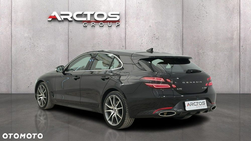 Genesis G70 - 3