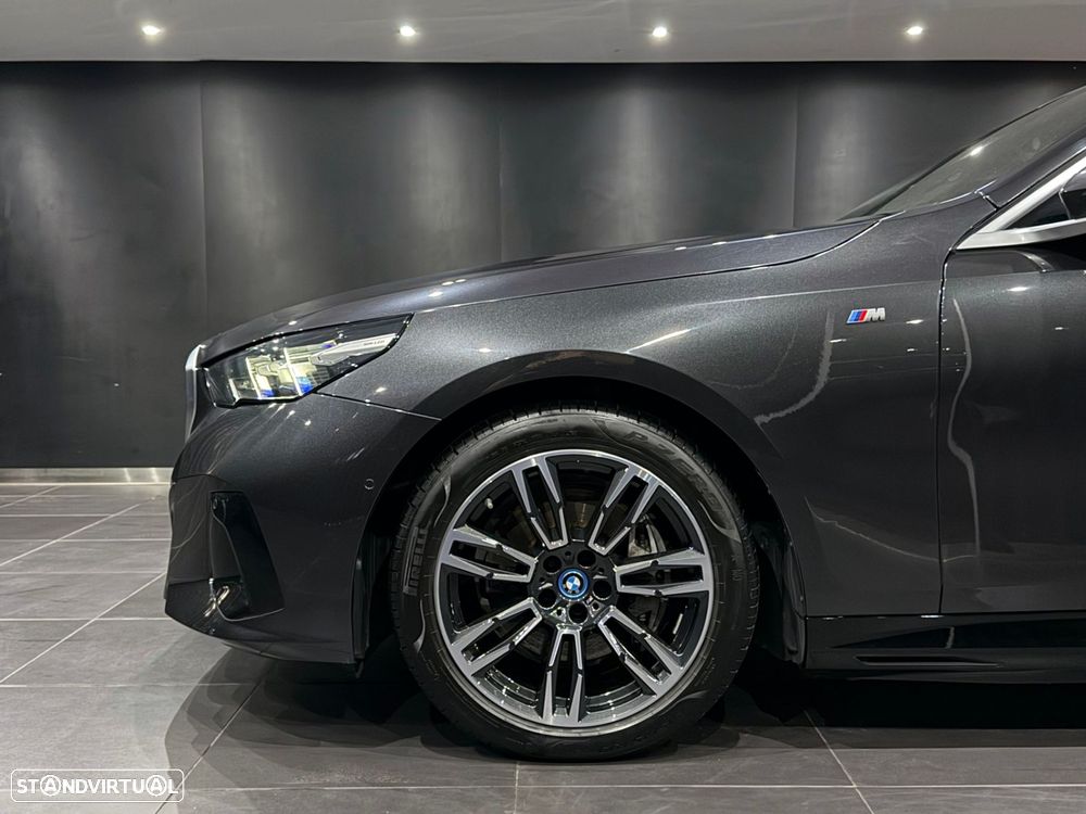 BMW i5 eDrive40 Pack Desportivo M - 3