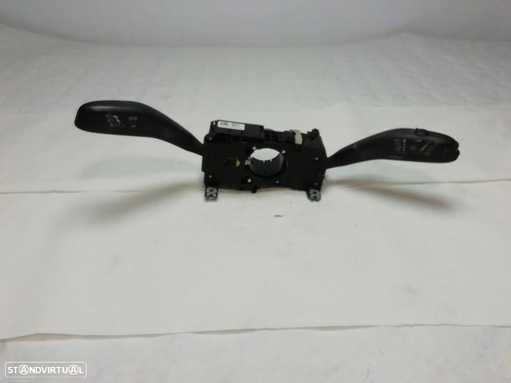 COMANDO MULTIFUNÇÕES SKODA FABIA I 2013 -6R0953521 - 3