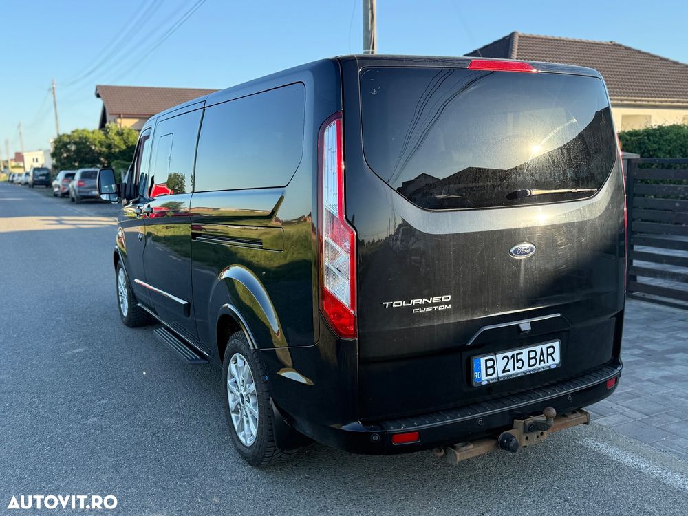 Ford Tourneo Custom Bus 320 2.0 EcoBlue 185 CP L2H1 Titanium Aut. - 3