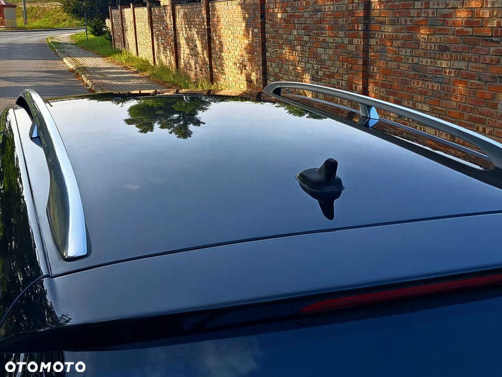 Volkswagen Passat Variant 2.0 TDI DPF Highline - 22
