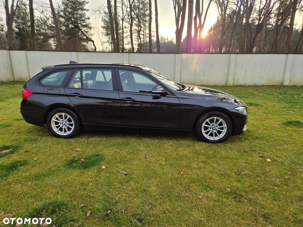 BMW Seria 3 320i Advantage - 6
