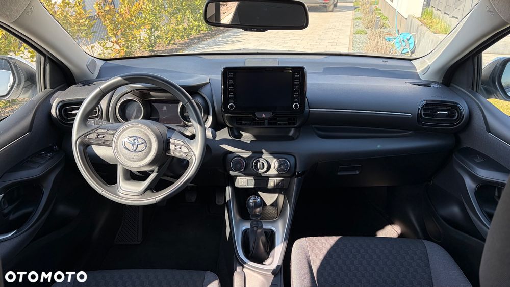 Toyota Yaris 1.5 Comfort - 12