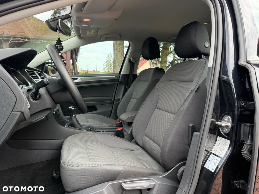 Volkswagen Golf 1.5 TSI BlueMotion ACT Comfortline - 17