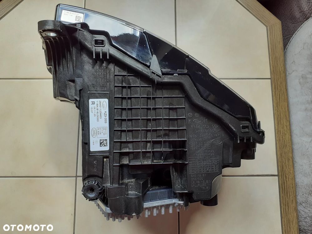 12279 Lampa prawy przód Land Rover Defender II 19- - 3