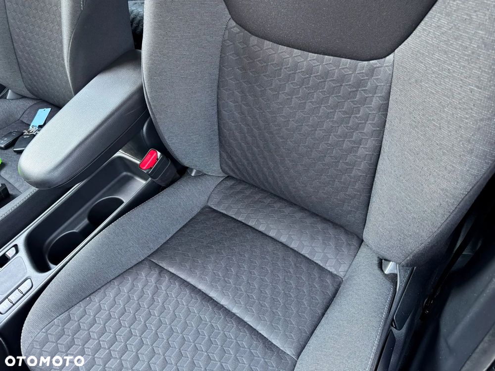 Toyota Yaris - 17