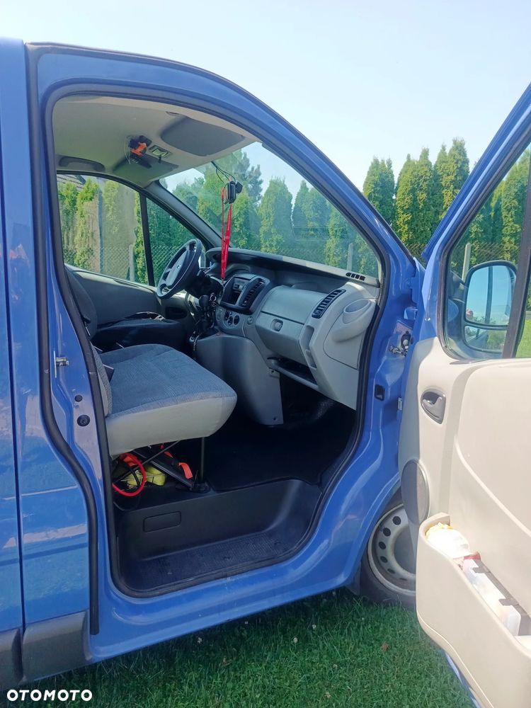 Renault Trafic - 17