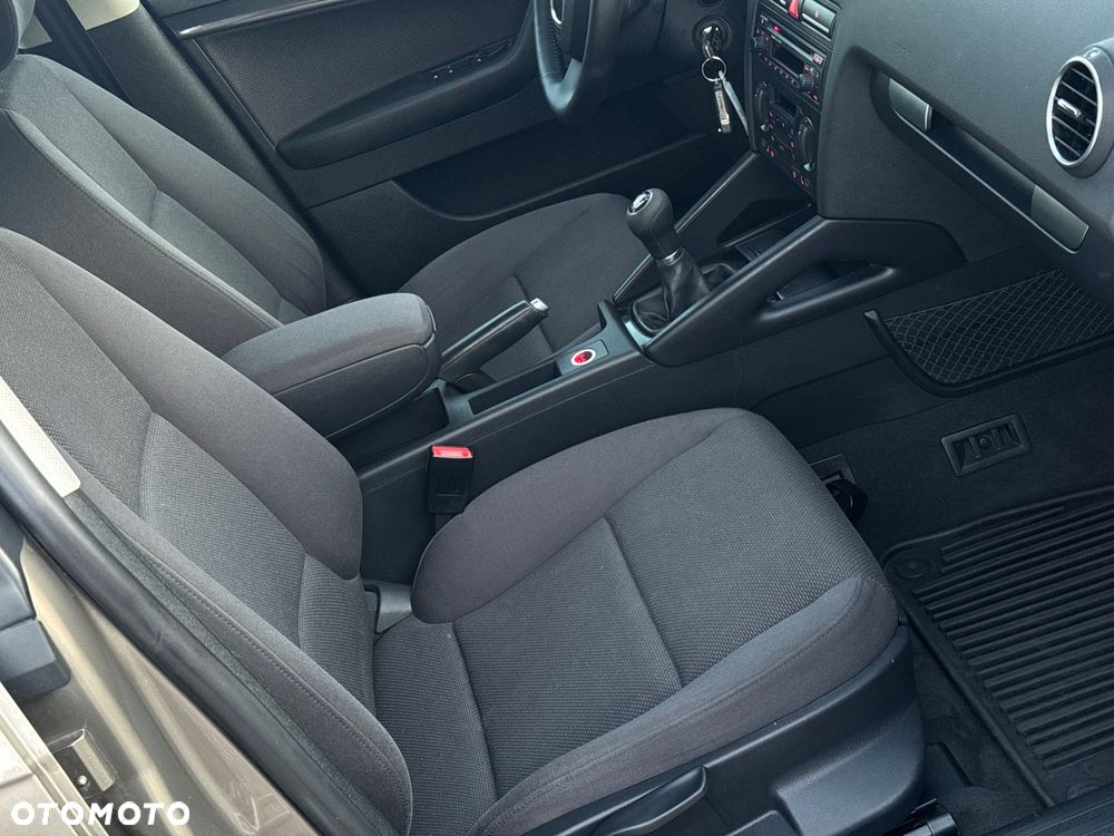 Audi A3 Sportback - 14