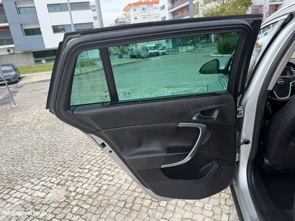 Opel Insignia Sports Tourer 2.0 CDTi Cosmo - 18