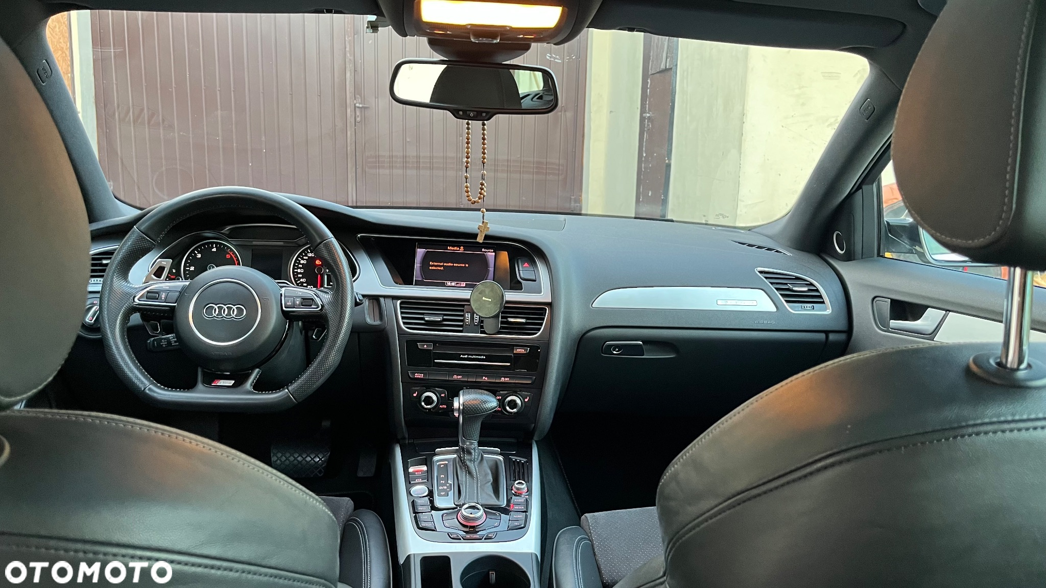 Audi A4 2.0 TDI Quattro Line S tronic - 17