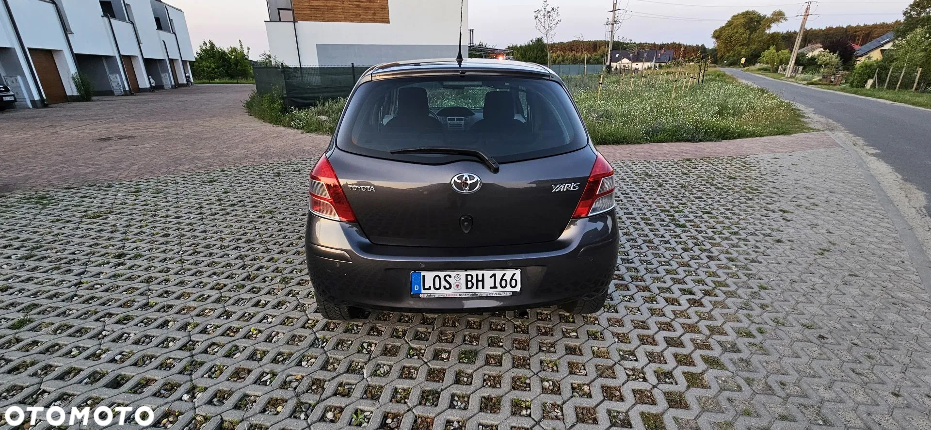 Toyota Yaris 1.33 Dynamic - 6