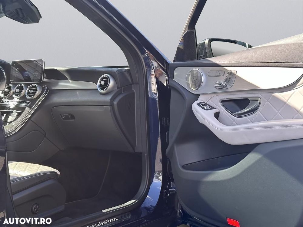 Mercedes-Benz GLC - 12