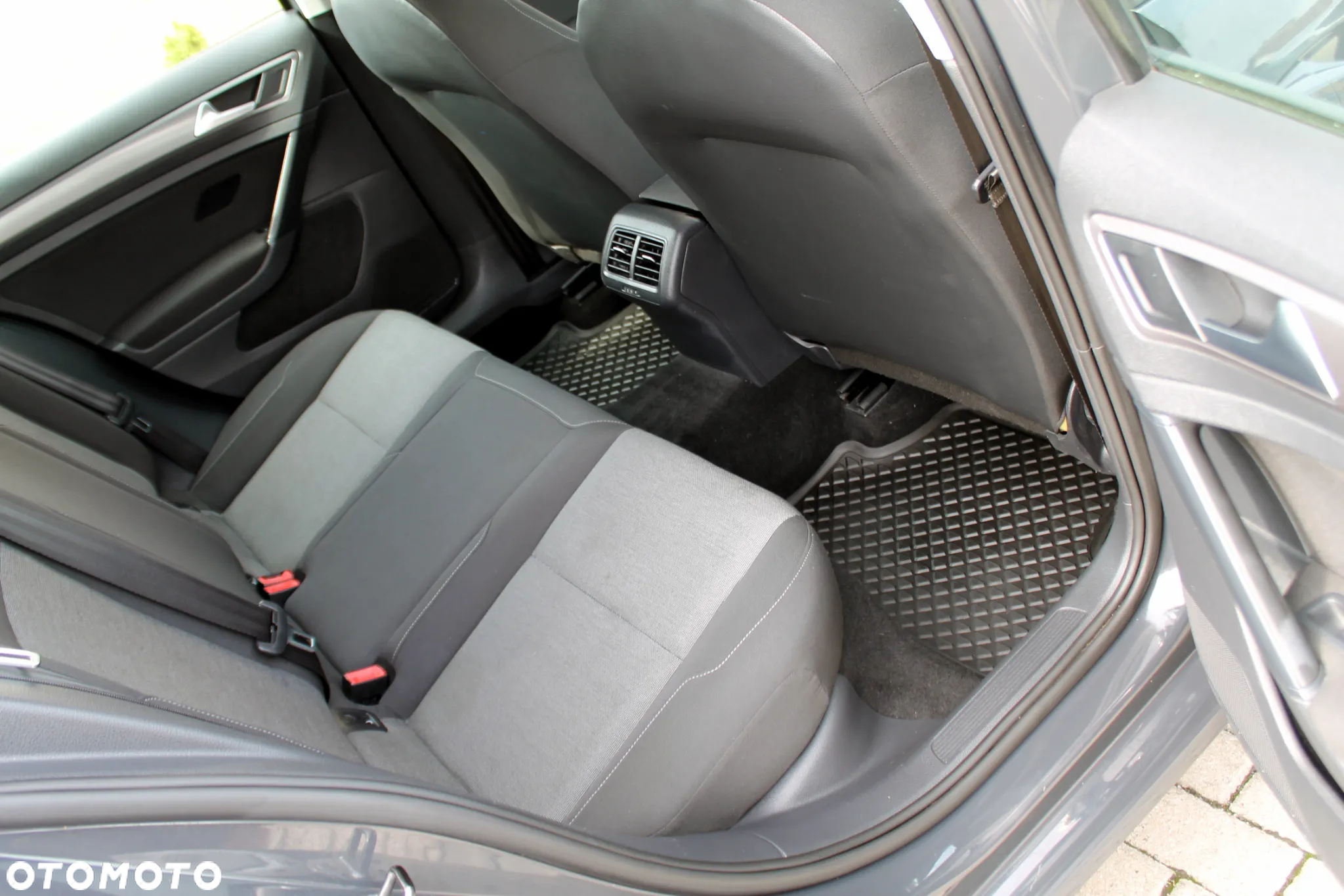 Volkswagen Golf VII 1.2 TSI BMT Trendline - 15