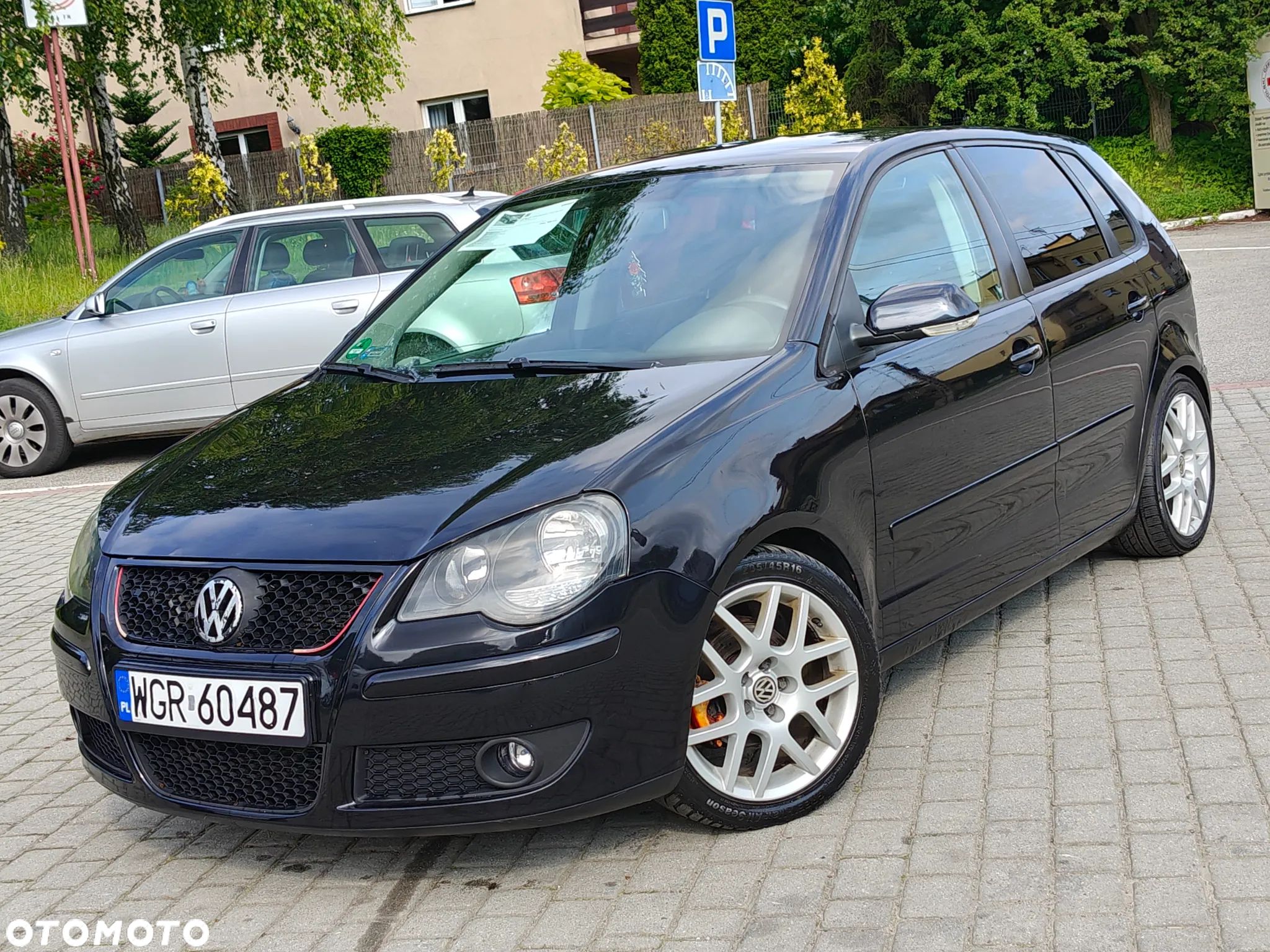 Volkswagen Polo 1.4 16V Comfortline - 1