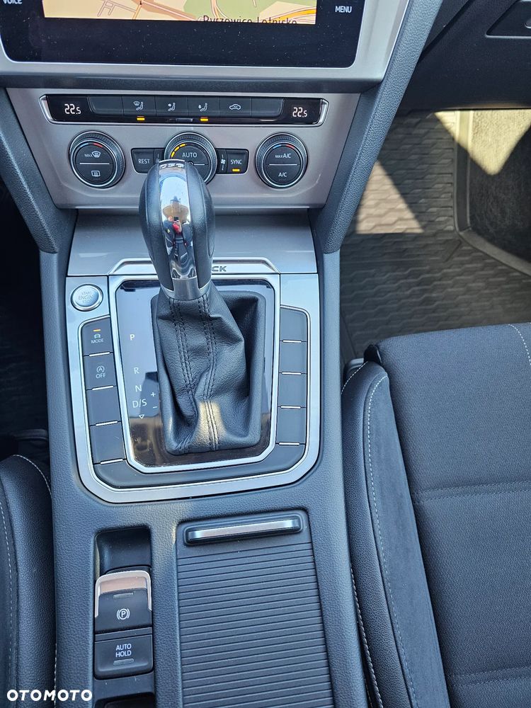 Volkswagen Passat Alltrack - 17
