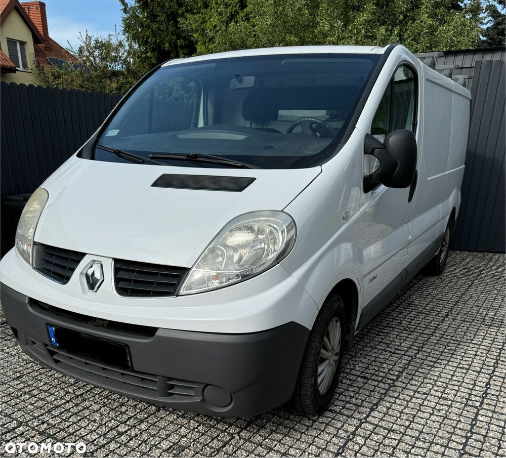 Renault Trafic - 1