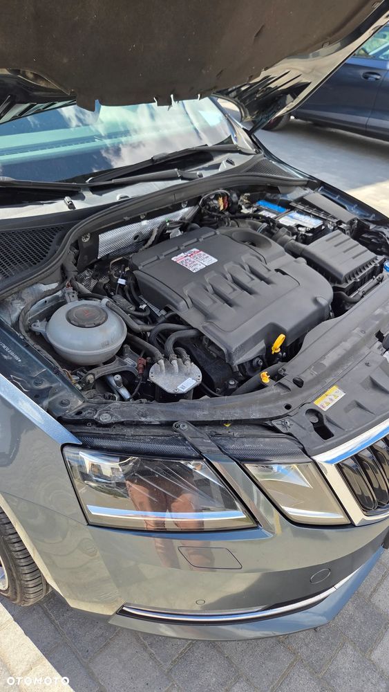 Skoda Octavia 2.0 TDI Style DSG - 10