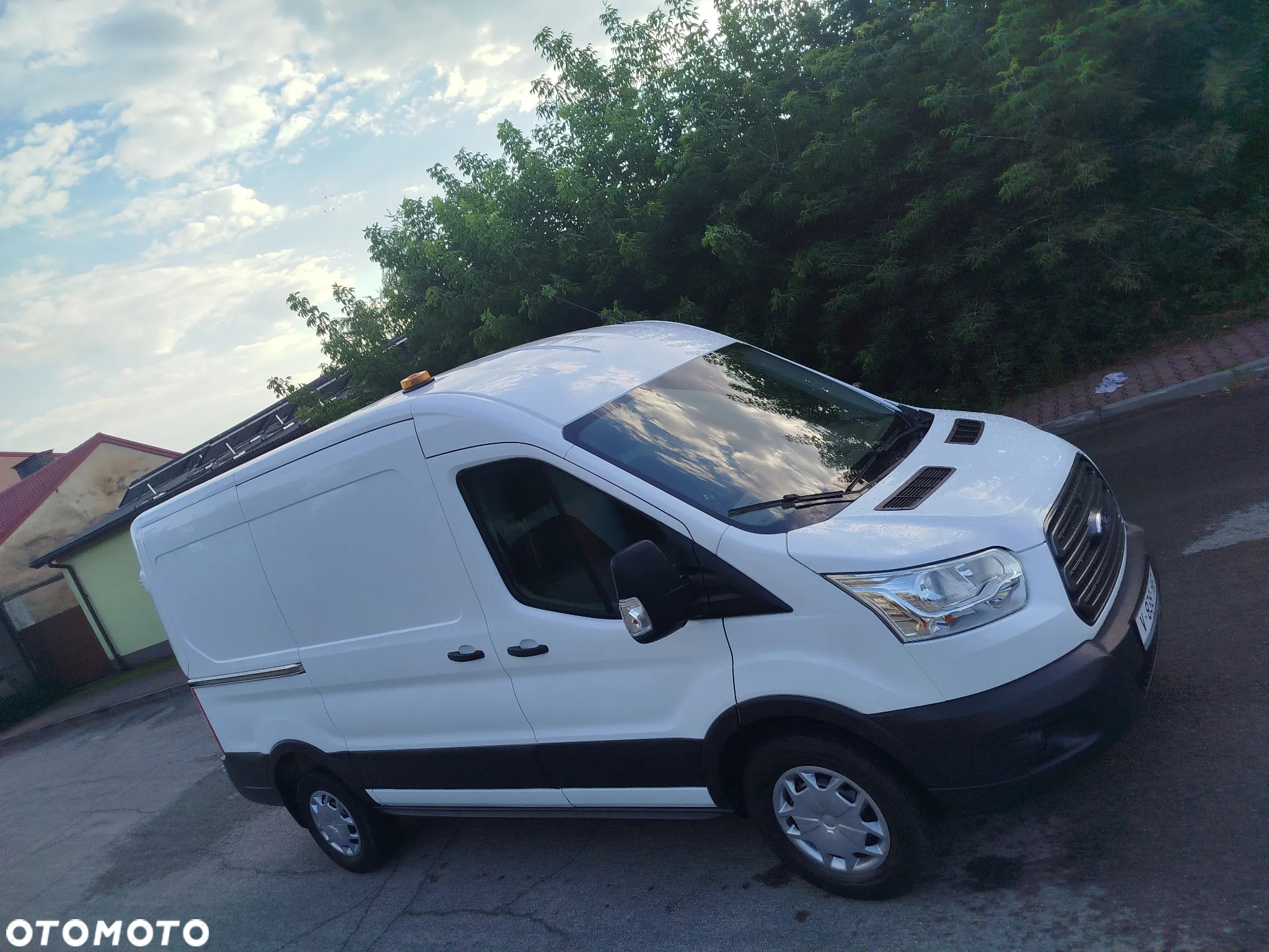 Ford Transit L2H2 ŚREDNIAK KLIMA 2.0TDCI - 32