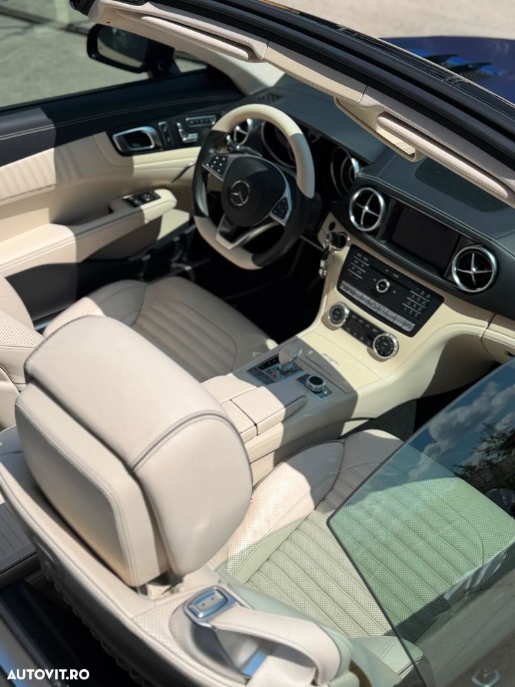 Mercedes-Benz SL 400 Aut - 3