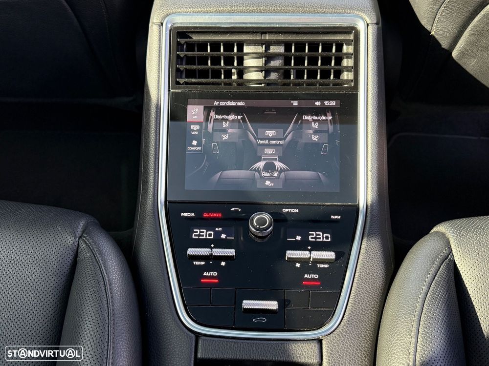 Porsche Panamera 4 S - 19
