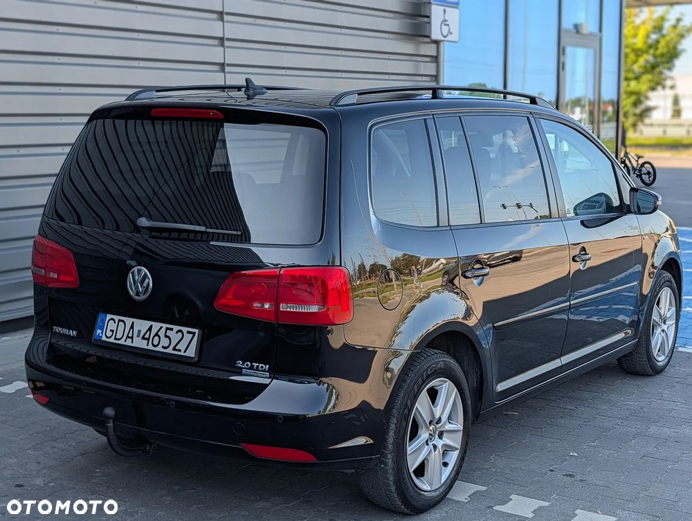 Volkswagen Touran 2.0 TDI DPF BlueMotion Technology MATCH - 11